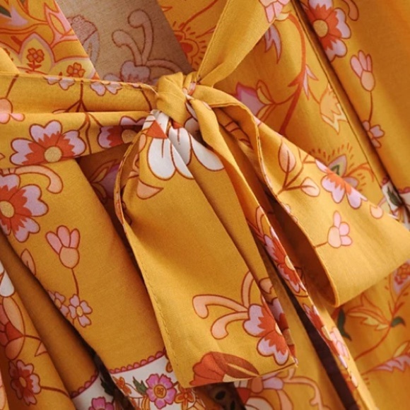 Sunny Days Vintage Style Short Kimono Boho Wrap - Picture 8 of 11